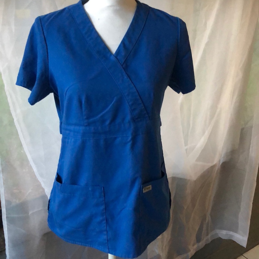 Greys Scrub Top